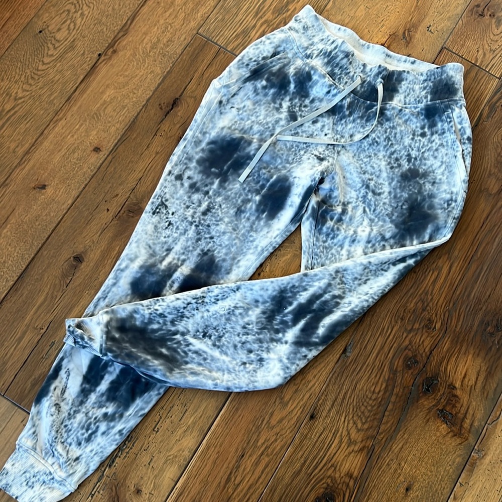 Lululemon Warm Down Jogger